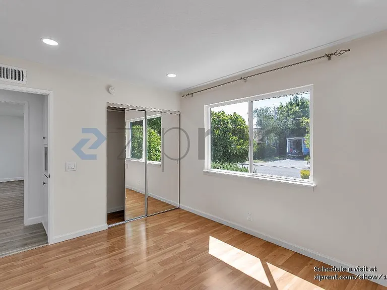 166 Madelia Pl — Photo 15