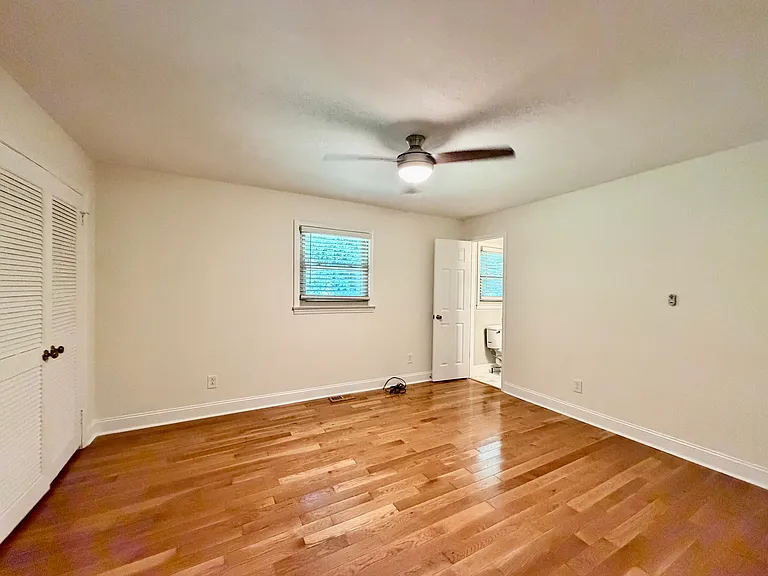 109 James Dr — Photo 15