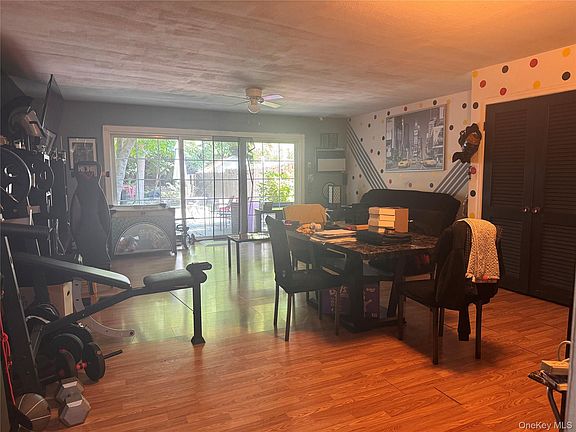 4th image of 108 Halgren Crescent