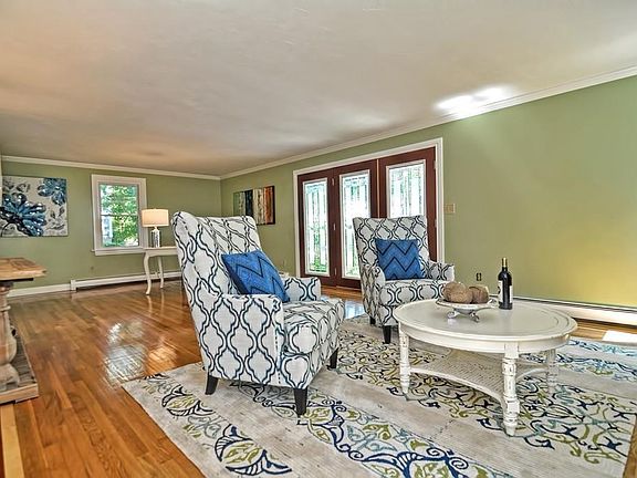 2nd image of 131 Shore Dr #0