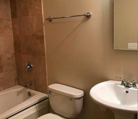 2nd Bedroom bath with jet spa