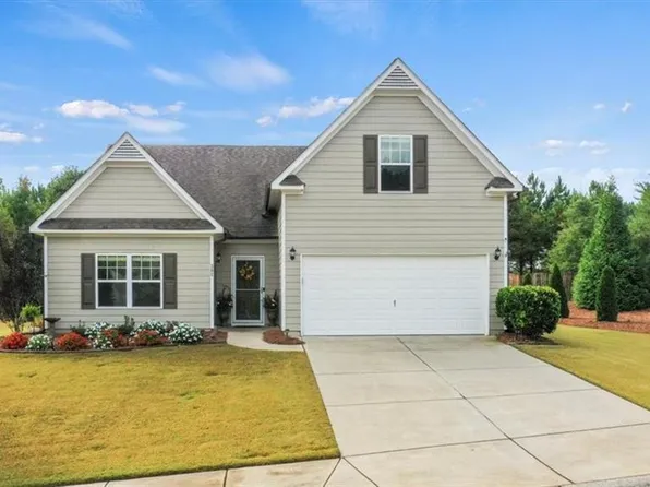 302 Upper Pheasant, Ball Ground, GA 30107