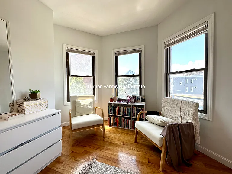 914 Dorchester Ave #2R — Photo 31