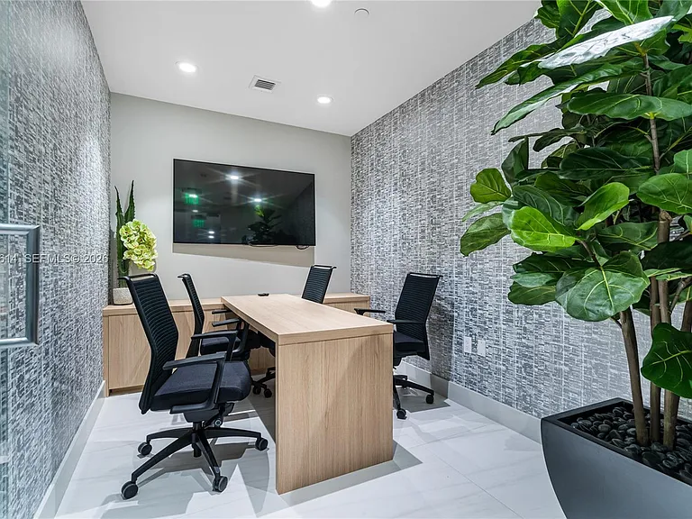 17550 Collins Ave #Penthouse 1 — Photo 60