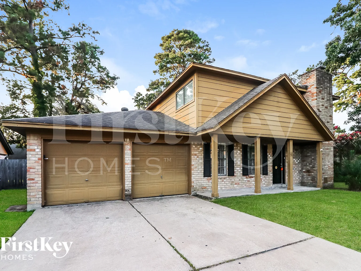 3 bed, 2.5 bath, 2129 sqft, $2,055 — Photo 2