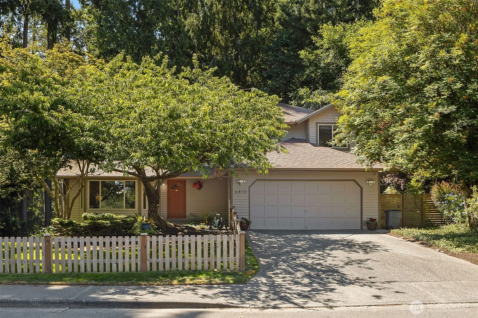 6810 168th Street SW photo 1