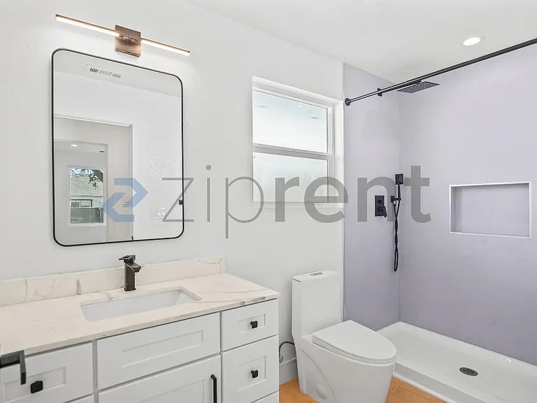 374 S 21st St #2 — Photo 21