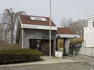 16 Spring St, Sag Harbor, NY 11963