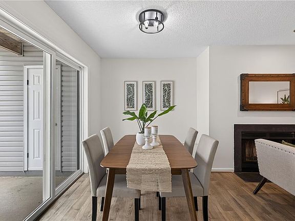 3rd image of 616 Shoreham Ct APT 104