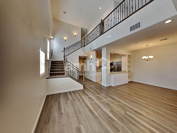 4th image of 10458 Tuscany Rose Ct