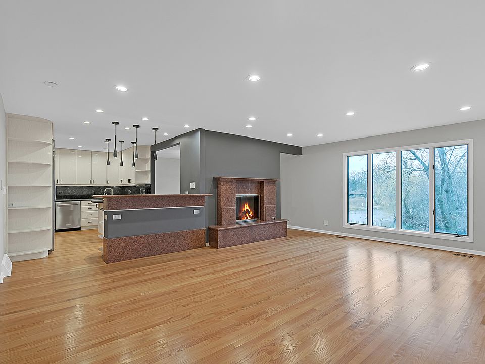 7th image of this home