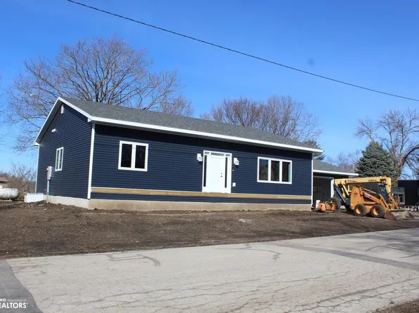102 N Market St, Rock Falls, IA 50467