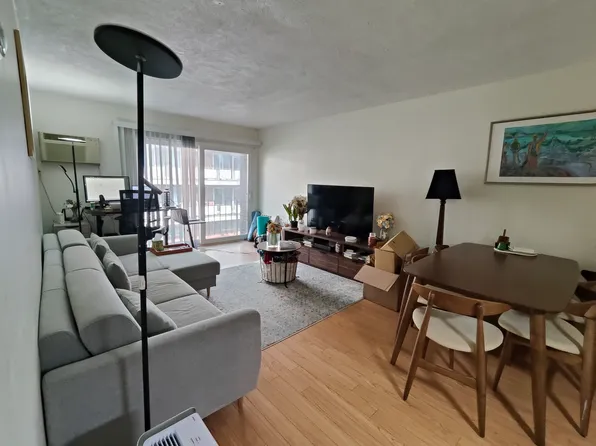 180 Mountain Ave APT 14, Malden, MA 02148