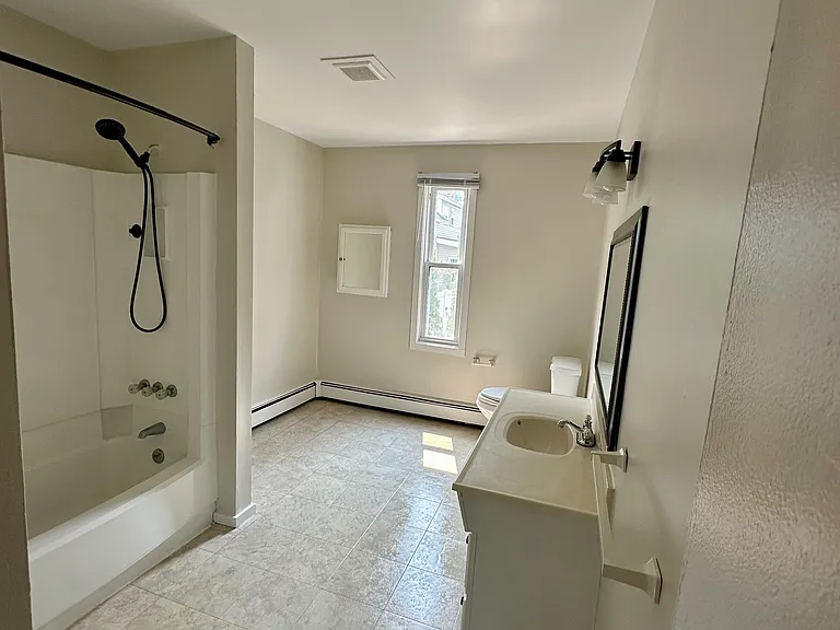 24 Malvern St #1 — Photo 6