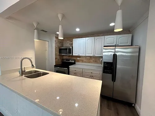 7545 E Treasure Dr Photo 1