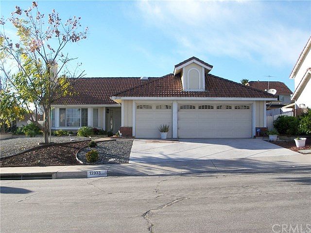 1st image of 12333 Heritage Dr