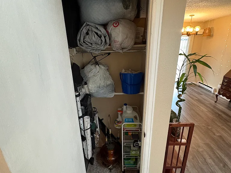 880 N 17th St #D — Photo 3