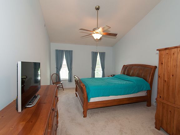 3rd image of 3204 Coppedge Ln