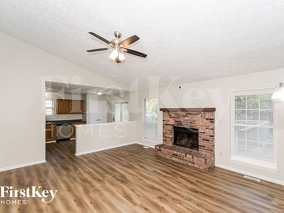 3rd image of 3119 Cherry Lake Rd