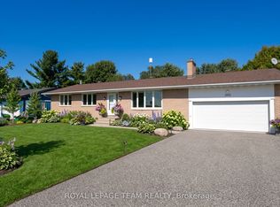2830 John Shaw Rd, Ottawa, ON K0A2H0