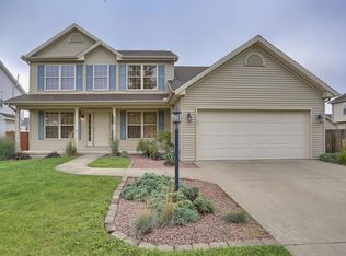 800 Bergamot St, Savoy, IL 61874