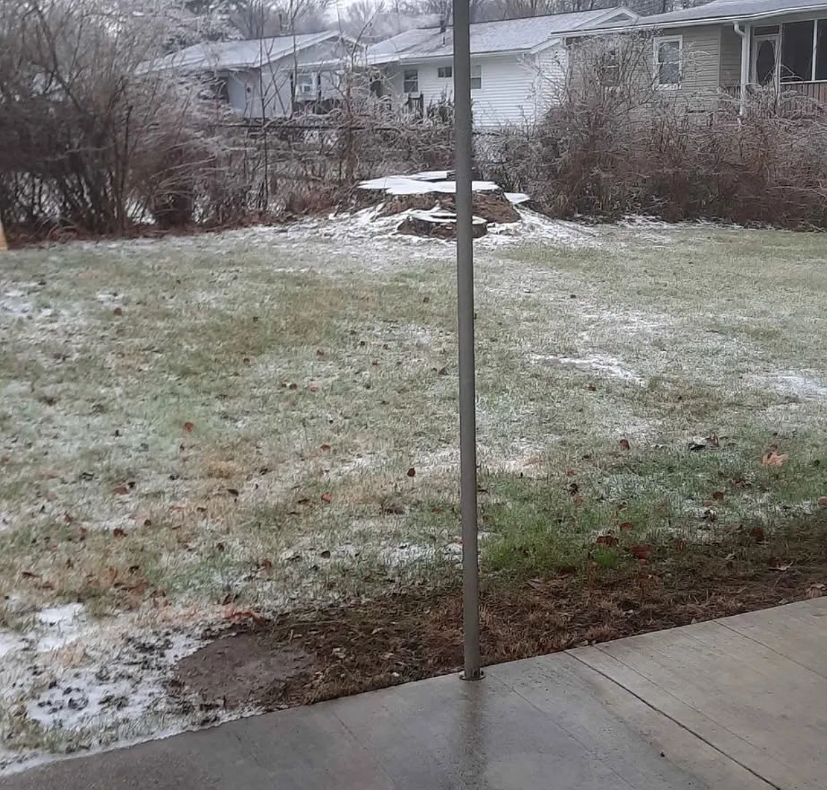 3 bed, $995 — Photo 2