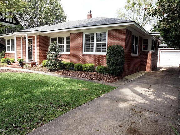 2nd image of 1367 Avondale Ave