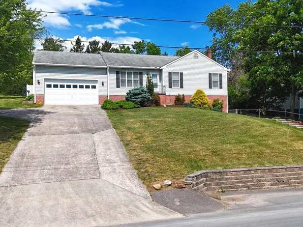 14115 Louise Dr SW, Cumberland, MD 21502