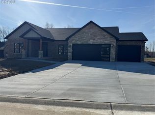 1362 Riverwoods Trl, Sainte Genevieve, MO 63670