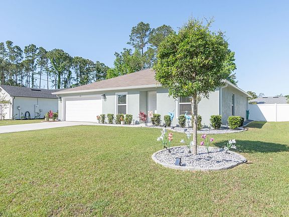 2nd image of 26 Pinetree Dr