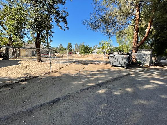 3rd image of 187 Hillcrest Ln