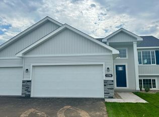 1756 Squirrel Way, New Richmond, WI 54017