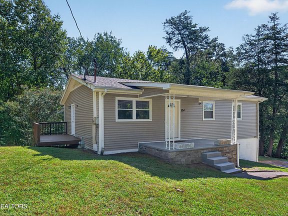 3rd image of 134 Pine Ridge Ln