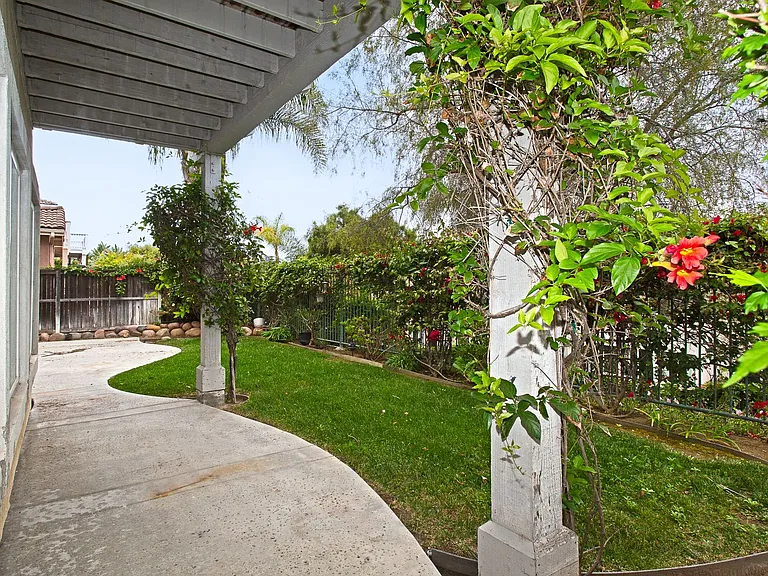 2159 Island Shore Way — Photo 22