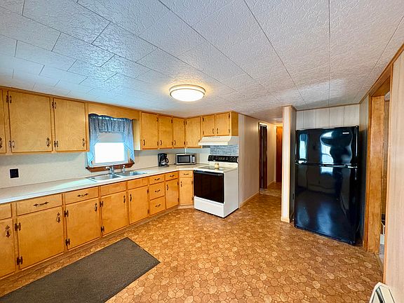 4th image of 16 Lagrange Road