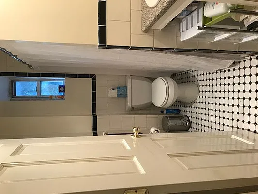 Rented by Blana LLC | media 7