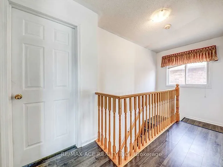 35 Pitchpine Dr — Photo 20