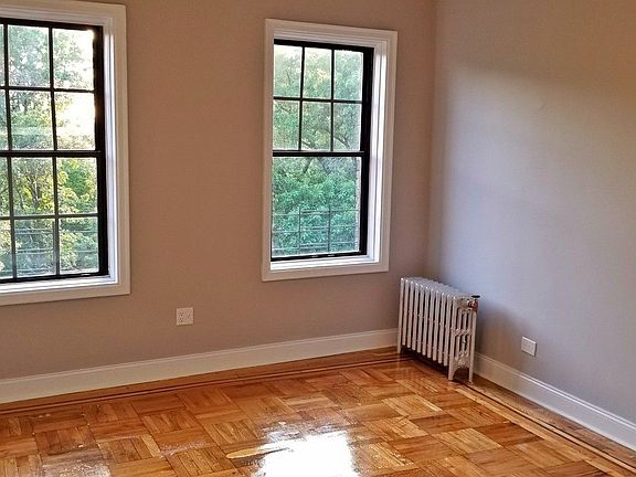 2nd image of 2860 Bronx Park E APT 51