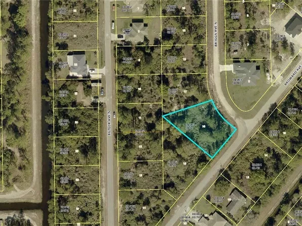 322 Briggs Ave S, Lehigh Acres, FL 33974