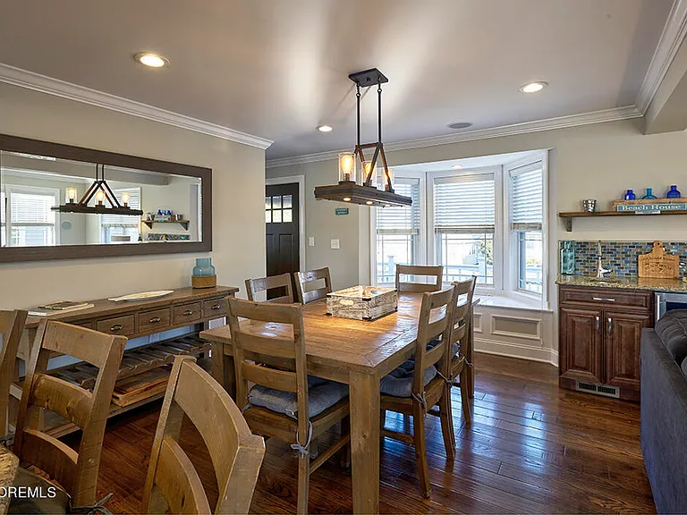304 Arnold Ave — Photo 19