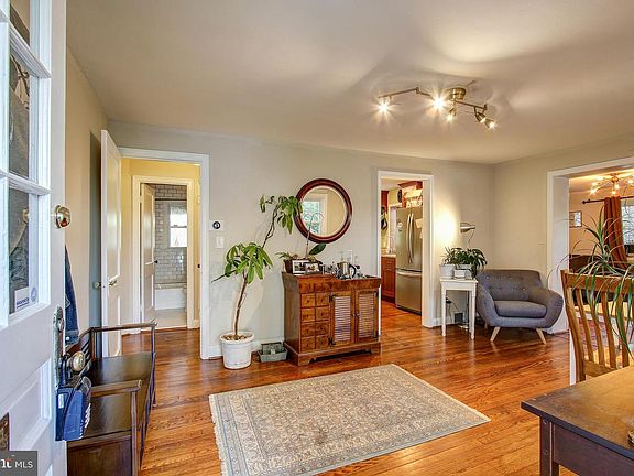 4th image of 6613 Gude Ave