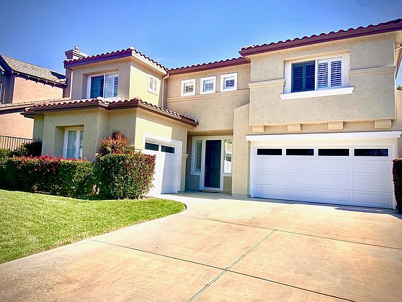 2nd image of 552 Knollwood Dr