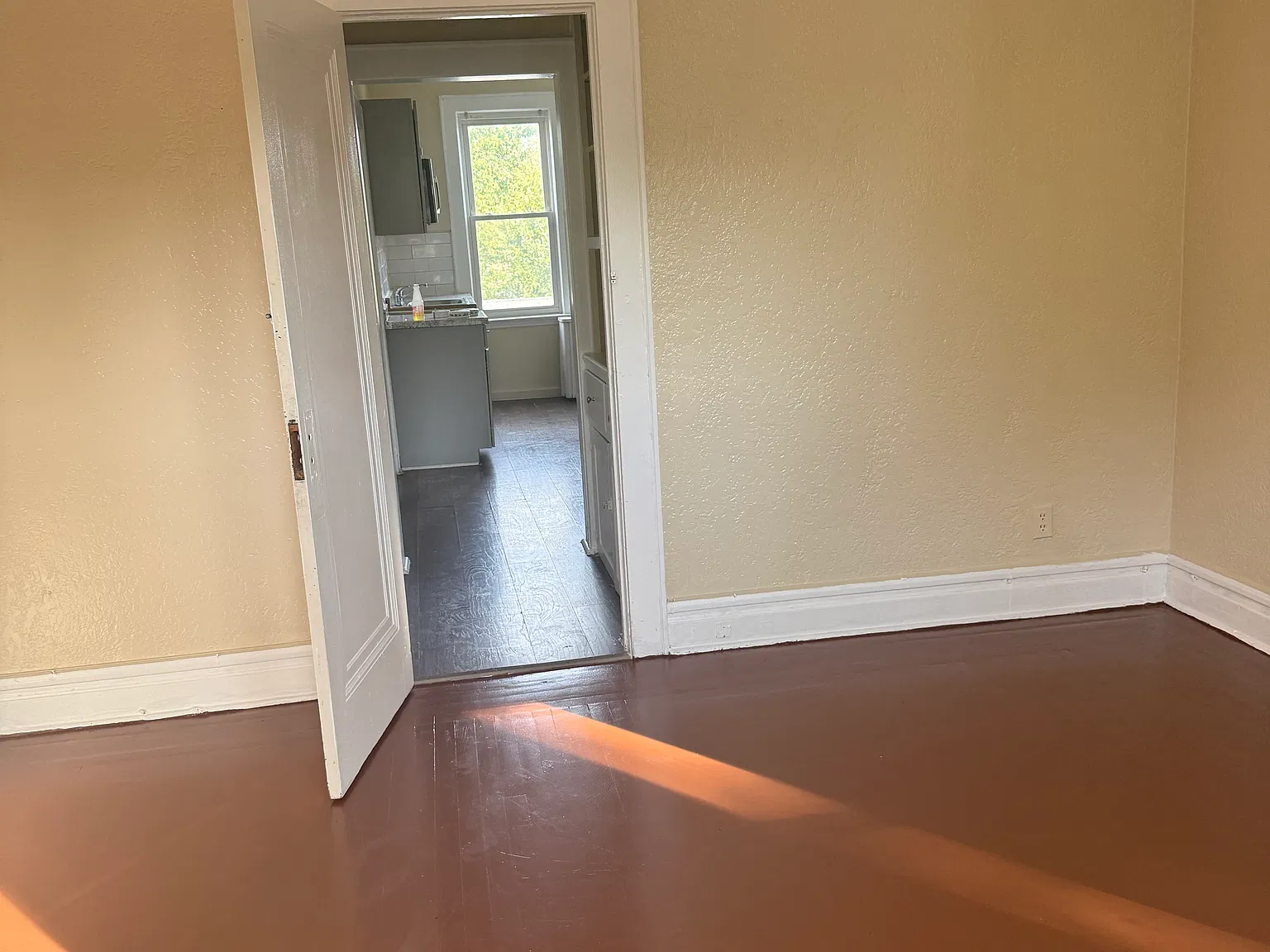 3 bed, $2,500 — Photo 4