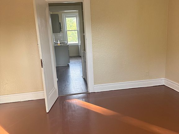 4th image of 160 Norman Rd #2-L