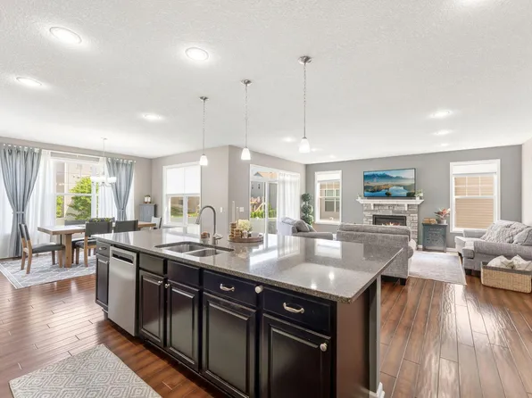 15788 Fair Hill Way, Apple Valley, MN 55124