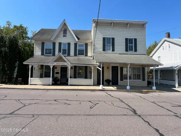1037 Water St, Danville, PA 17821