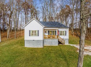 885 Hafner Rd, Charlotte, TN 37036