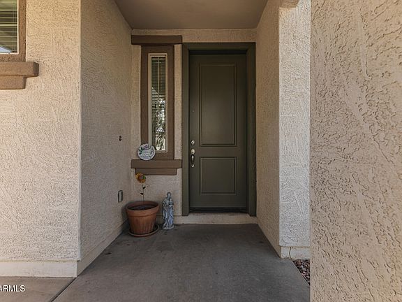 3rd image of 9007 W JEFFERSON Street