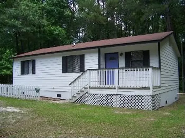130 Pine Grove Rd, Beaufort, SC 29906