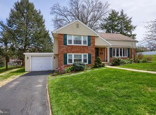 2306 Kay Ct, Reading, PA 19609